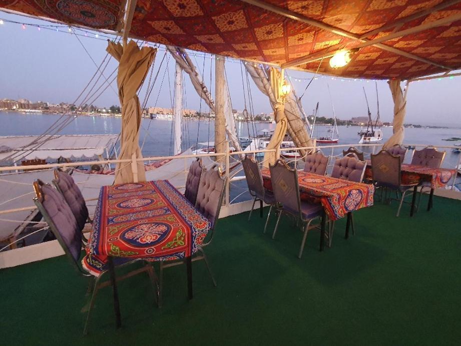 Moon Boat Hotel Luxor Exterior foto