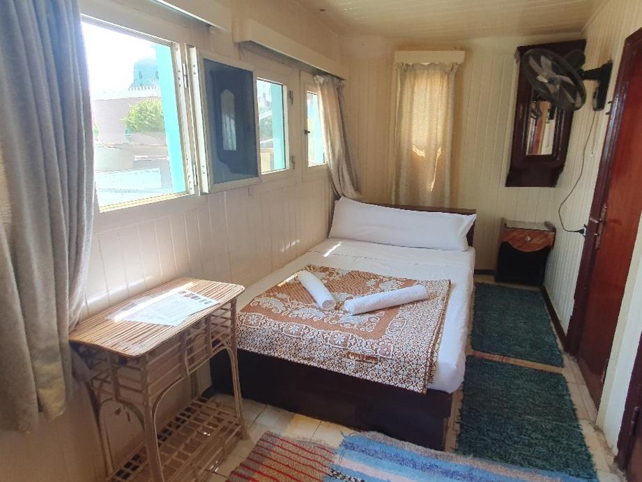 Moon Boat Hotel Luxor Exterior foto